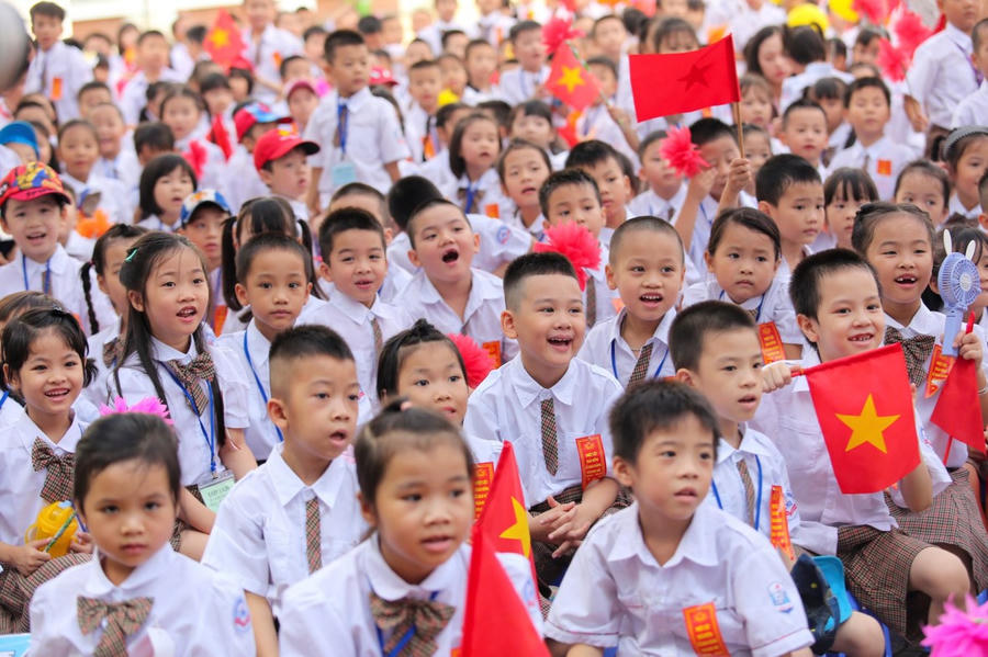 Sở GD&ĐT TP Hà Nội: Yêu cầu các trường không thu "khoản ngoài" quy định khi tuyển sinh. (Ảnh: Cổng TT Chính phủ)