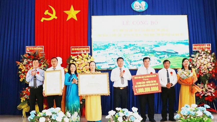 Xã Bình Lãng (huyện Tân Trụ, tỉnh Long An) đạt chuẩn NTM nâng cao. Ảnh: Báo Long An