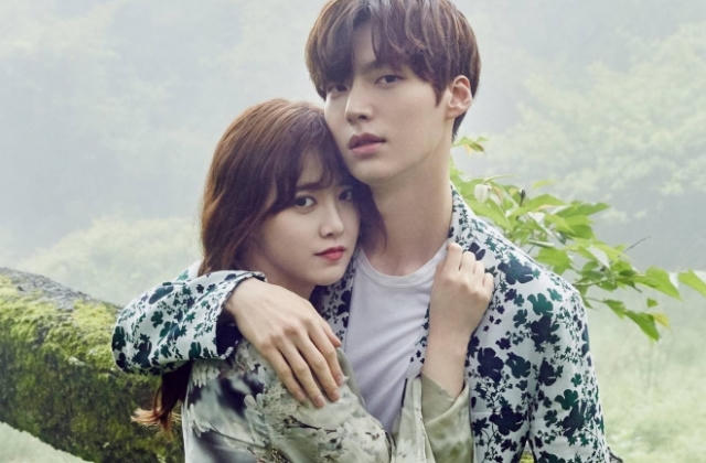 Goo Hye Sun ly hôn: Đau lòng công khai bất hạnh trên mặt báo