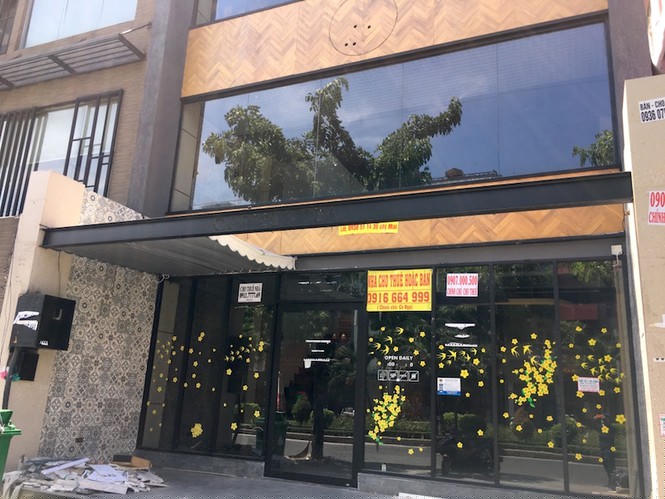 Mặt bằng 'tiền tỷ' bỏ hoang ở Sài Gòn vì dịch Covid-19 - ảnh 15