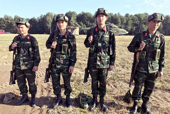Anh242.