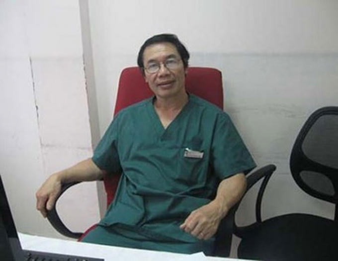 Tuy nhi&ecirc;n đến gần 23 giờ đ&ecirc;m 5/1 gia đ&igrave;nh mới li&ecirc;n hệ với Bệnh viện Nam học v&agrave; hiếm muộn H&agrave; Nội.