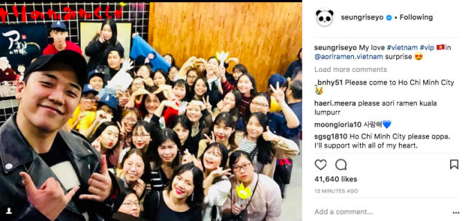Seungri đăng ảnh chụp cùng fan Việt lên Instagram cá nhân.