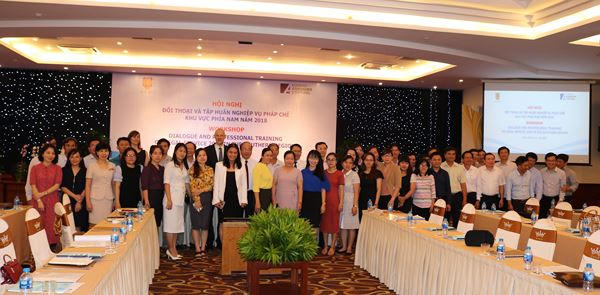 Các đại biểu tham dự Hội nghị.