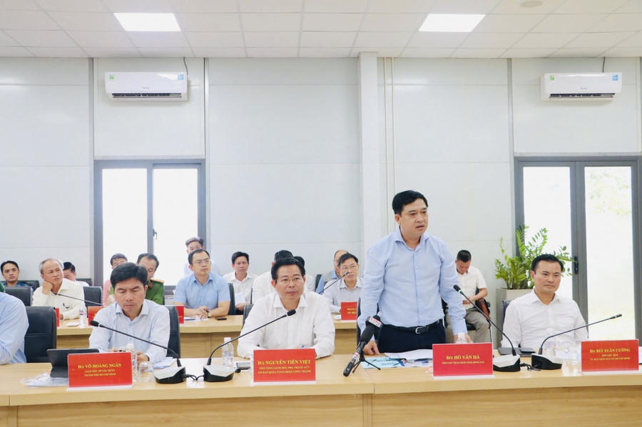 Phó Thủ tướng yêu cầu hoàn thành đồng bộ sân bay Long Thành trước 19/12