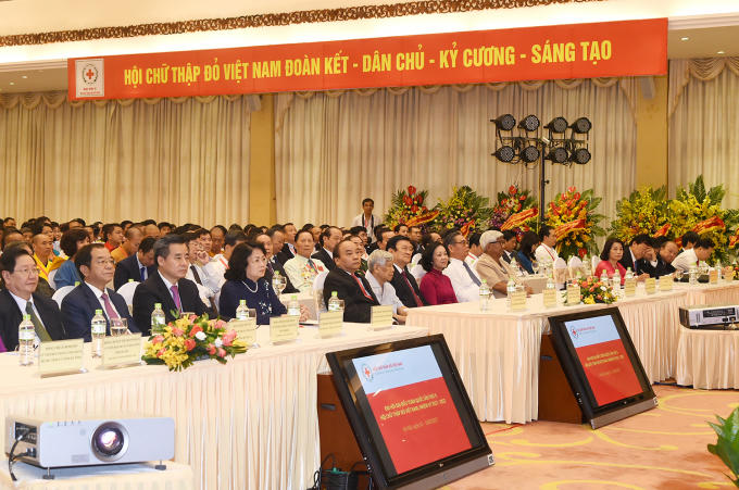 Thủ tướng Nguyễn Xuân Phúc dự hội nghị.