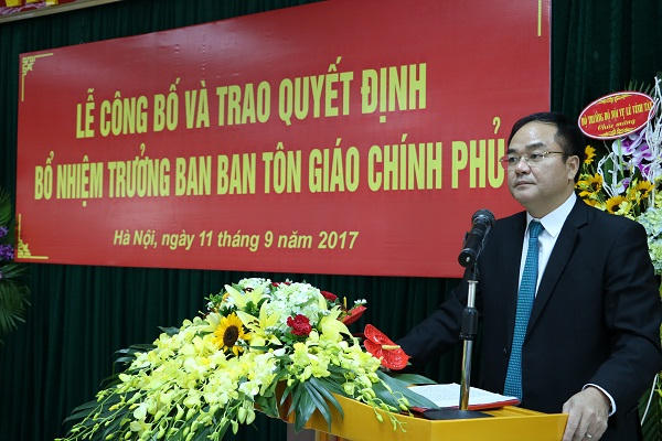 Tân Trưởng ban Ban Tôn giáo Chính phủ phát biểu tại buổi Lễ.