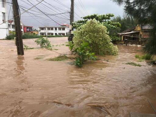 Nam Định: Ảnh hưởng bão số 10, một số huyện bị cô lập do mưa lớn