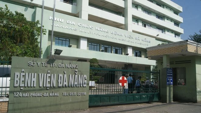 Bệnh viện Đà Nẵng đã kiểm điểm, phê bình kíp trực đêm đã có thái độ, ứng xử không đúng mực với bệnh nhân vào tối 16/8.
