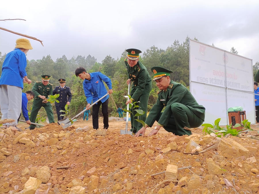 Trồng cây vì một biên giới xanh, hòa bình, hữu nghị