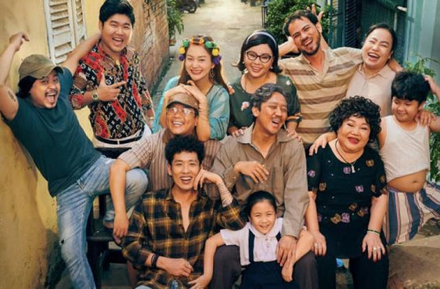 “Vỡ trận” ngày đầu công chiếu chính thức phim