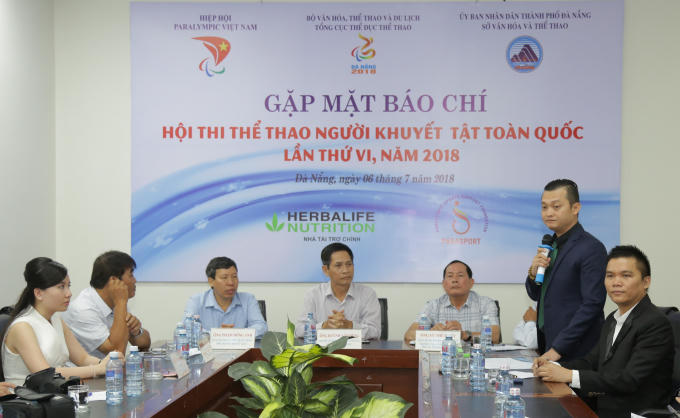 Ông Phạm Tường Huy (Tổng Giám đốc Herbalife Việt Nam) chia sẻ về ý nghĩa khi trở thành nhà tài trợ chính cho Hội thi, góp phần giúp các VĐV thêm tự tin và đạt thành tích tốt