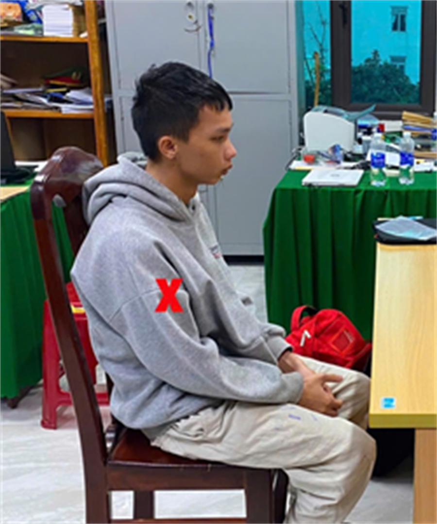Đối tượng Nguyễn Duy Quang tại cơ quan Công an.