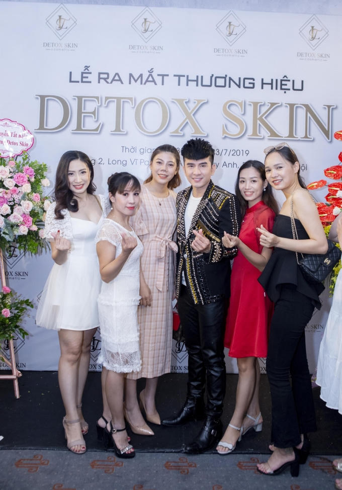 01. Ca si Dan Truong (5)