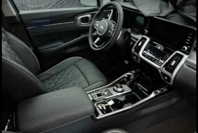kia sorento 2021 bat ngo lo dien hoan toan tren duong pho. hinh 4