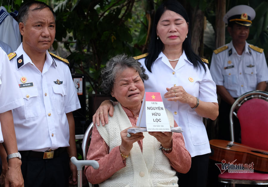 Dựng m&ocirc; h&igrave;nh t&agrave;u HQ-604, tưởng niệm 64 liệt sĩ hy sinh bảo vệ đảo Gạc Ma