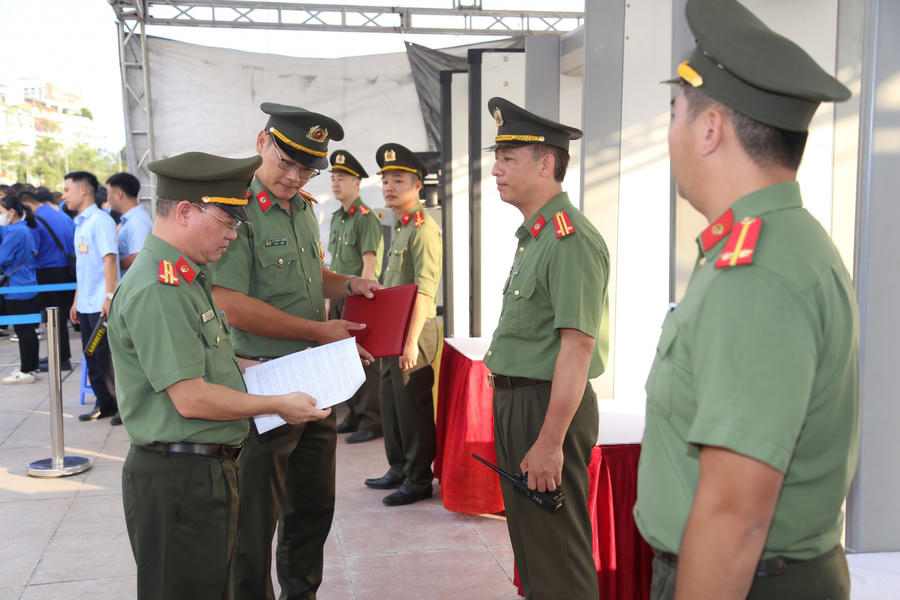Duy trì kiểm tra điều lệnh, việc chấp hành thực hiện nhiệm vụ trong suốt thời gian diễn ra Lễ kỷ niệm