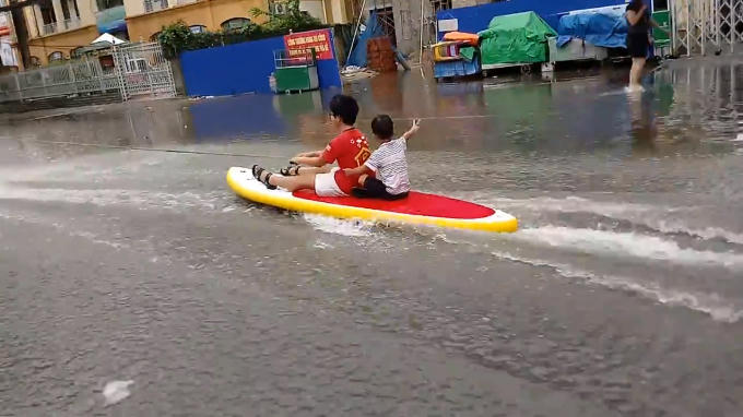Sự việc xảy ra trên đường Lạch Tray, quận Ngô Quyền, TP Hải Phòng.
