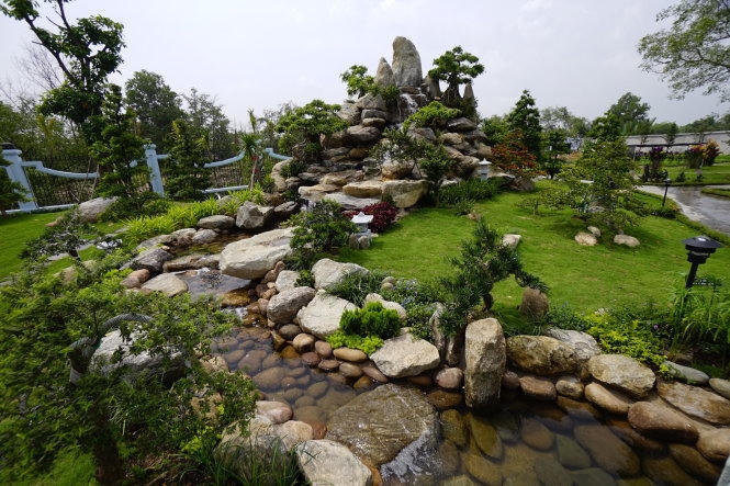 Một tiểu cảnh trong không gian đền thờ tổ.