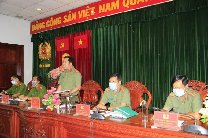 Dai ta Dinh Van Noi thong tin nhanh tinh hinh dien bien dich Covid-19 tren dia ban