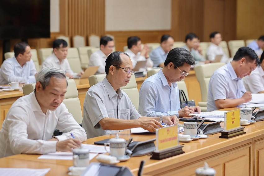 Các đại biểu tham dự phiên họp. Ảnh: VGP