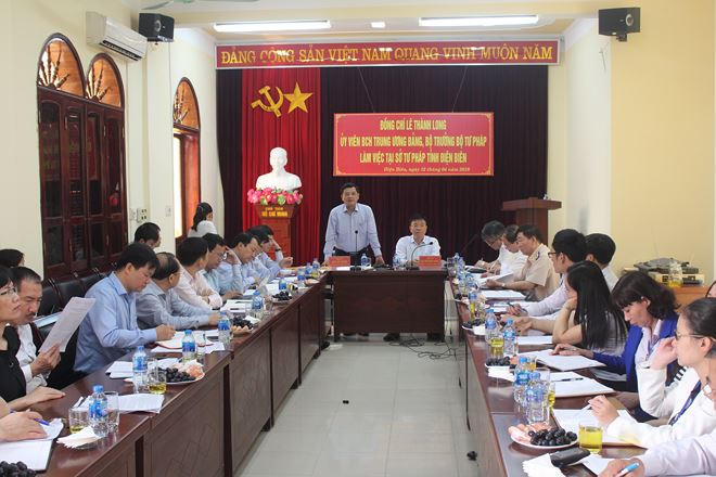 Bộ trưởng L&ecirc; Th&agrave;nh Long 'gỡ' kh&uacute;c mắc cho tư ph&aacute;p, THADS Điện Bi&ecirc;n