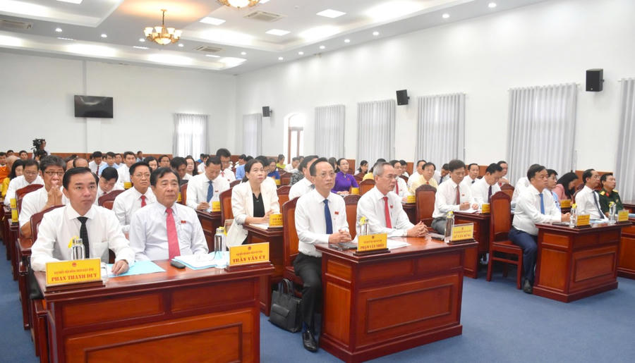 Đại biểu tham dự Kỳ họp.