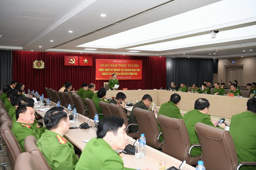 Toàn cảnh hội nghị. Ảnh C04