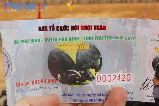 Theo BTC giá vé ngày 4/2 là 80.000 đồng/ người/ ngày; ngày 5/2 là 100.000 đồng/ người.