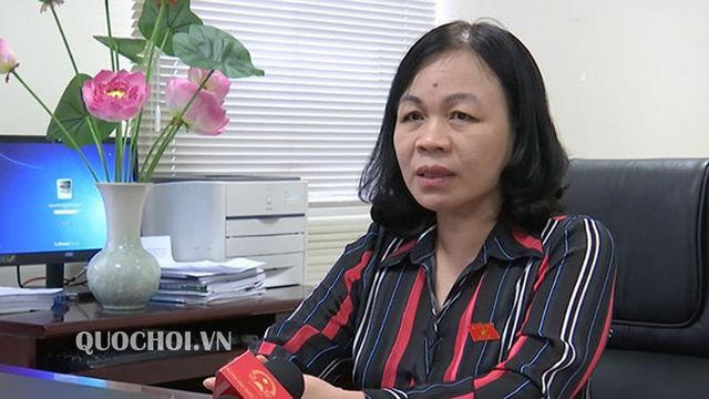 Đại biểu Nguyễn Thị Mai Hoa - Uỷ viên Thường trực Ủy ban Văn hóa, Giáo dục, Thanh thiếu niên và Nhi đồng Quốc hội.