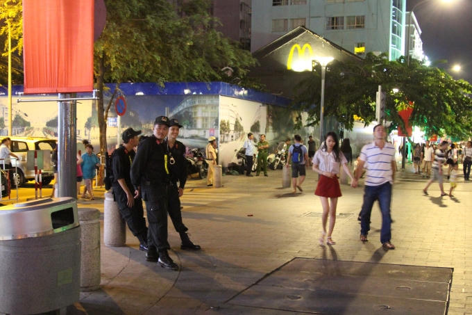 Ngắm màn bắn pháo hoa tuyệt đẹp mừng Quốc Khánh 2/9