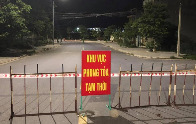 Quảng Trị phong tỏa 4 khu dân cư do có bệnh nhân mắc Covid.