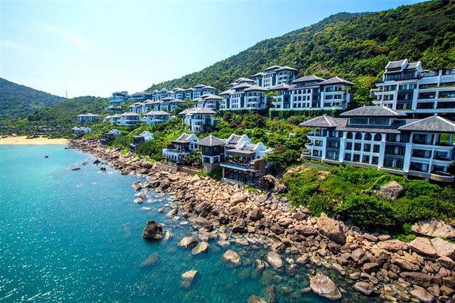 Khu nghỉ dưỡng InterContinental Danang Sun Peninsula Resort đã xuất sắc vượt qua 30 đại diện đến từ các châu lục, xác lập kỷ lục trong lịch sử ngành du lịch thế giới.