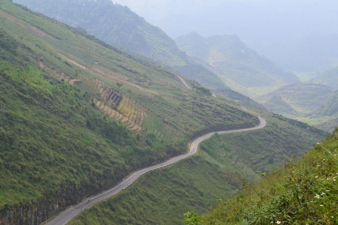 Du khách đầu tiên đến với cao nguyên đá Hà Giang sẽ nhận được quà.