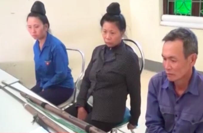 Ba đối tượng cùng tang vật tại cơ quan điều tra.