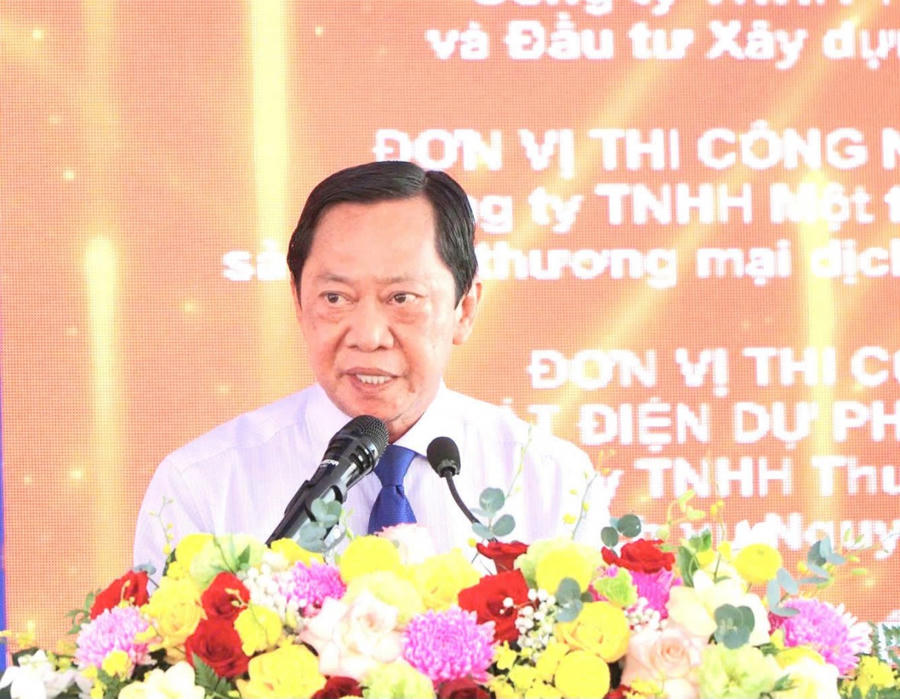 Ông Nguyễn Khánh Hiệp, Giám đốc Sở VH-TT tỉnh An Giang phát biểu tại buổi lễ