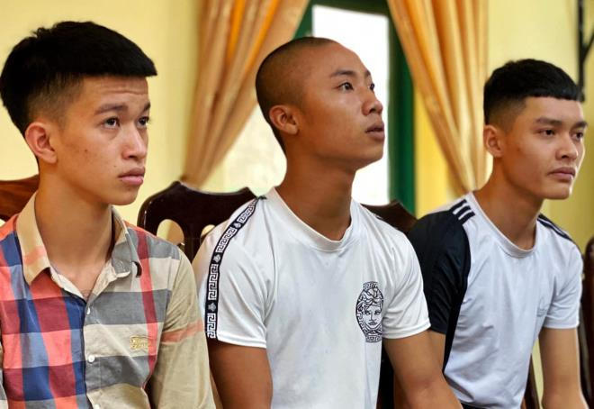 chem-bo-nguoi-yeu-22404710