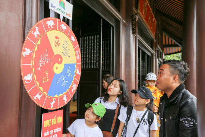Lễ hội Thần Tài tại Khu du lịch Núi Thần Tài diễn ra với mục đích mang đến cho du khách một không gian tâm linh độc đáo để cầu an, cầu tài trong ngày đầu năm.