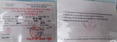 Giấy phép sử dụng thiết bị phát tín hiệu của xe được quyền ưu tiên.