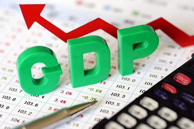 Kiên định mục tiêu tăng trưởng GDP năm 2025 từ 8% trở lên.