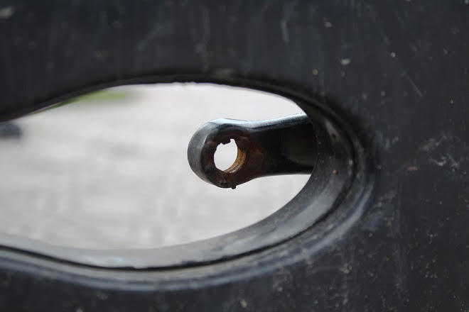 Tuy nhiên, sau 4 tháng đưa vào hoạt động, nhiều bộ phận trên chiếc xe đã hư hỏng.