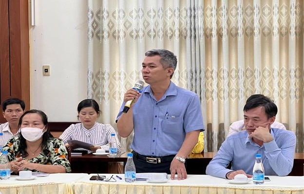 Đại diện Văn phòng UBND tỉnh trao đổi thảo luận.