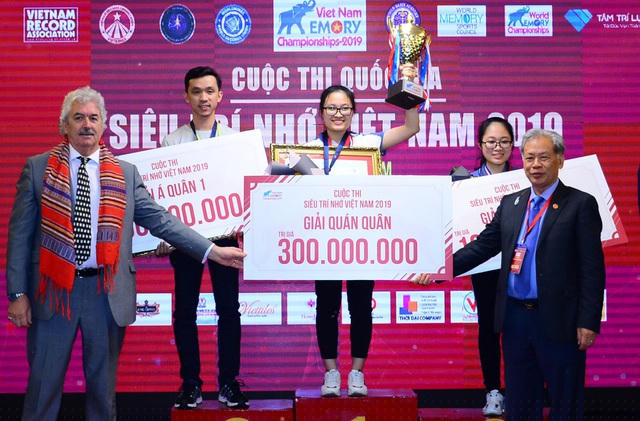 Đặng Ngọc Phương Trinh đoạt ngôi quán quân Cuộc thi Siêu trí nhớ Việt Nam 2019.