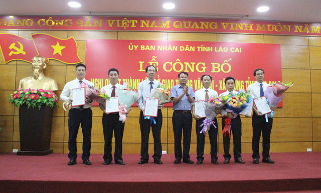 Lễ công bố quyết định thành lập Sở Giao thông vận tải - Xây dựng tỉnh Lào Cai. (Ảnh Dân trí)
