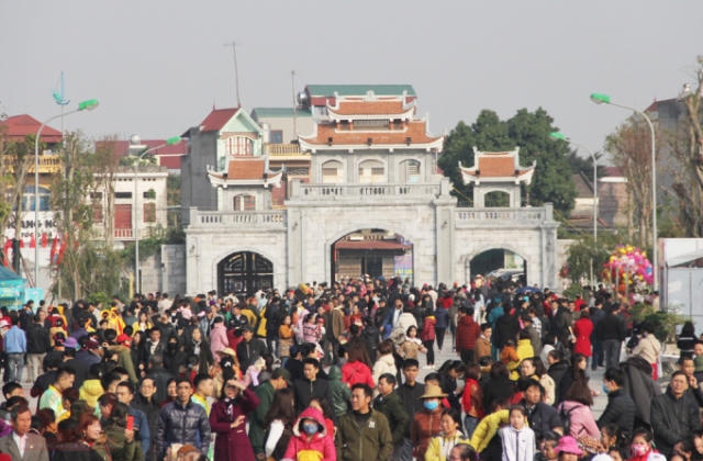Phòng chống dịch bệnh Corona, Bắc Giang tạm dừng Lễ Khai hội Xuân Tây Yên Tử