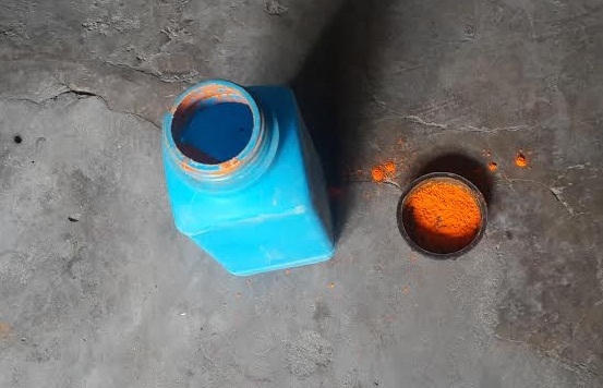 Hóa chất tạo màu sử dụng ngâm măng