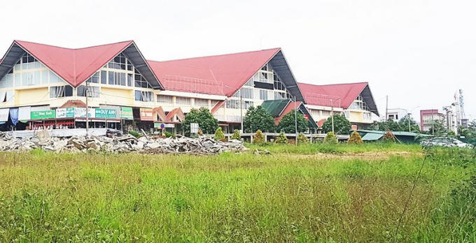 Dự án Chợ Bảo Lộc làm nổ ra các tranh chấp.