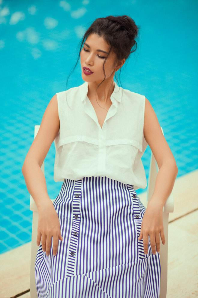 Ưu điểm của kẻ sọc là dễ mặc, dễ phối hợp và luôn mang đến cho phái đẹp phong cách trẻ trung năng động nhưng cũng không kém phần duyên dáng và lãng mạn.