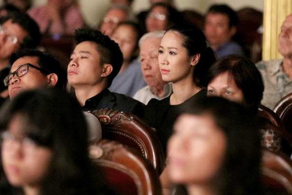 Dương Th&ugrave;y Linh ủng hộ cho em rể l&agrave; 'thần đồng piano'