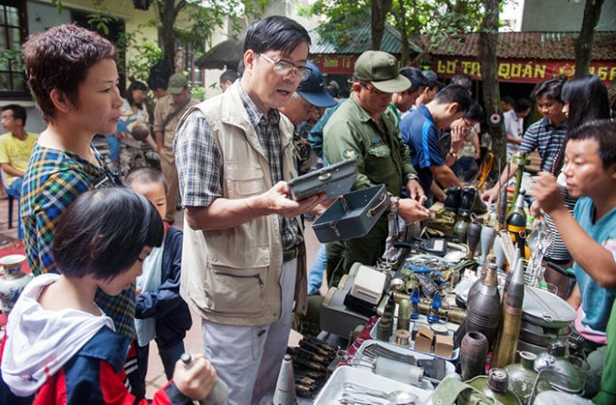 "Phiên chợ đồ xưa Hà Nội" cho người xem sống lại những ngày tháng đã qua (ảnh minh họa). Nguồn: Internet